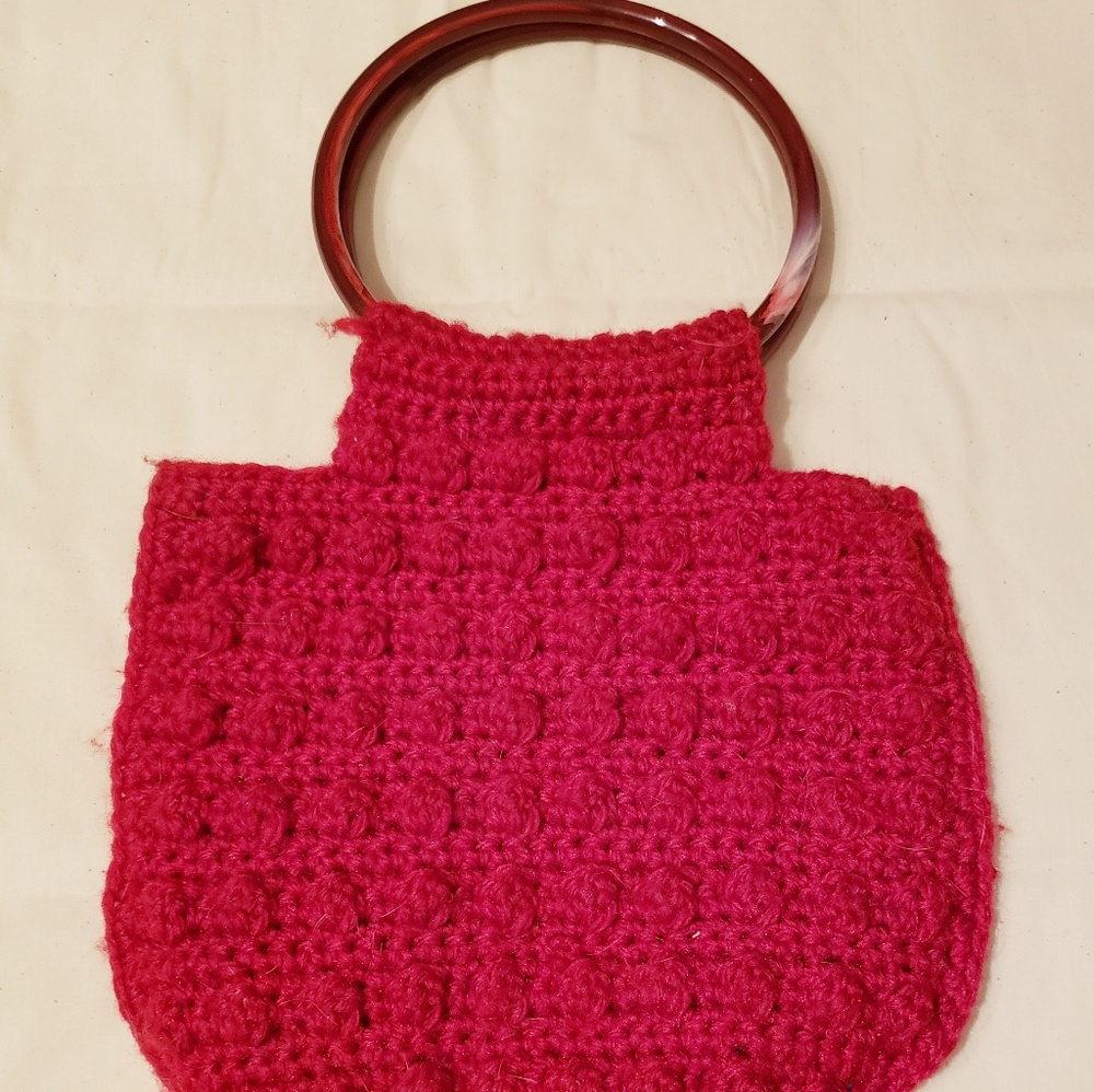 Red crochet purse